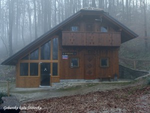 gobarski dom Gobarskega društva  Štorovke