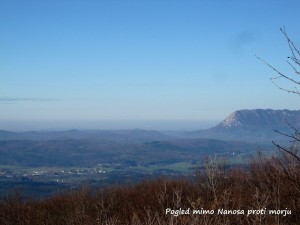 Pogled mimo Nanosa proti morju