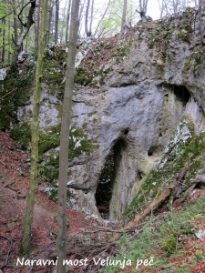 Naravni most Velunja peč